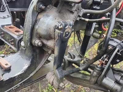 TRW/ROSS Steering Gear / Rack for a 2013 Freightliner Coronado 12