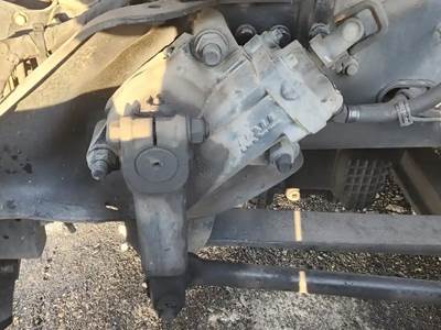 TRW/ROSS Steering Gear / Rack for a 2021 Freightliner Cascadia 126