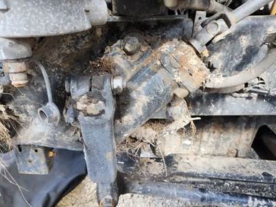 TRW/ROSS Steering Gear / Rack for a 2020 Freightliner Cascadia 126