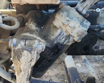 TRW/ROSS Steering Gear / Rack for a 2019 Freightliner Cascadia 125
