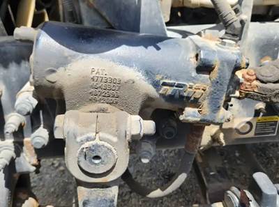 TRW/ROSS Steering Gear / Rack for a 2012 Kenworth T270
