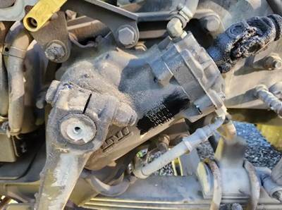 TRW/ROSS Steering Gear / Rack for a 2014 Peterbilt 389