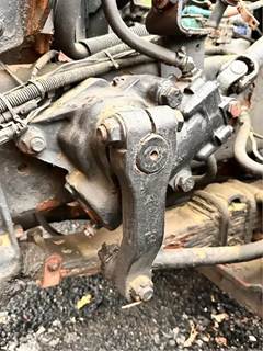TRW/ROSS TAS85 Steering Gear / Rack for a 2002 International 4900