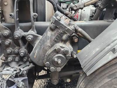 TRW/ROSS THP605299 Steering Gear / Rack for a 2015 Volvo VNL