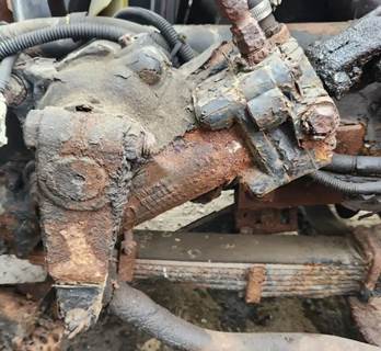 (Used) 1997 Ford F700, Steering Box- Part Number: 4773303, Make: Hydrapower, 