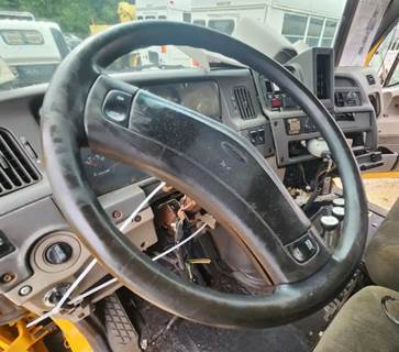 Sterling L7500 Steering Wheel