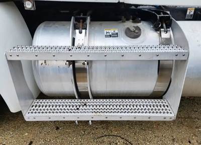 Peterbilt 579 Left Frame Step