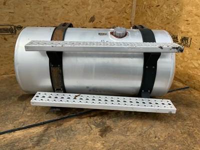 Freightliner Cascadia 125 Right Step