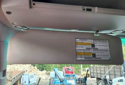 Chevrolet 6500XD Sun Visor