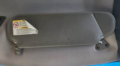 Chevrolet C7500 Sun Visor