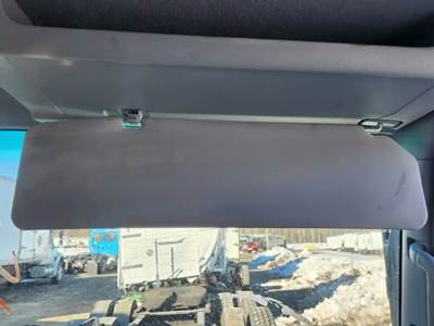 Chevrolet W4500 Sun Visor