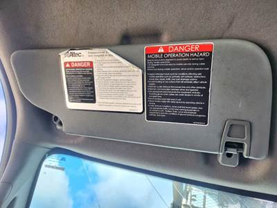 Ford F-750 Sun Visor