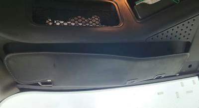 Freightliner Cascadia 113 Sun Visor