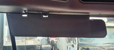 Freightliner Cascadia 113 Sun Visor