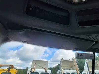 Freightliner Cascadia 113 Sun Visor