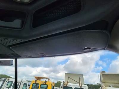 Freightliner Cascadia 113 Sun Visor