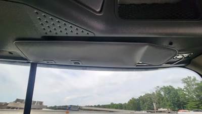 Freightliner Cascadia 113 Sun Visor