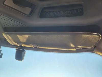 Freightliner Cascadia 113 Sun Visor