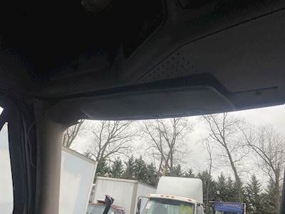Freightliner Cascadia 125 Sun Visor