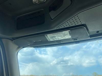 Freightliner Cascadia 125 Sun Visor