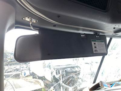 Freightliner Cascadia 125 Sun Visor