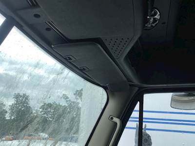 Freightliner Cascadia 125 Sun Visor