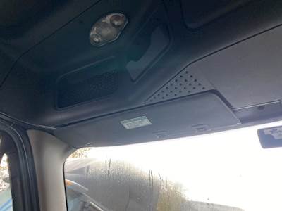 Freightliner Cascadia 125 Sun Visor