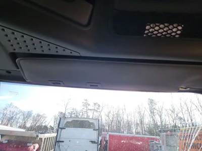 Freightliner Cascadia 125 Sun Visor