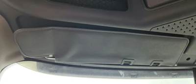 Freightliner Cascadia 125 Sun Visor