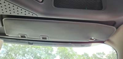 Freightliner Cascadia 125 Sun Visor