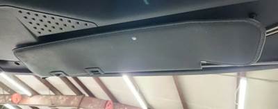 Freightliner Cascadia 125 Sun Visor