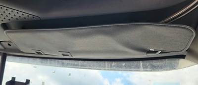 Freightliner Cascadia 125 Sun Visor