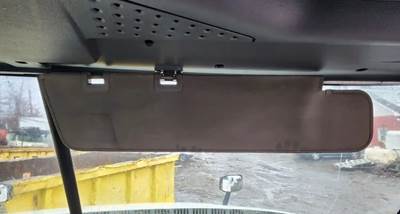Freightliner Cascadia 125 Sun Visor