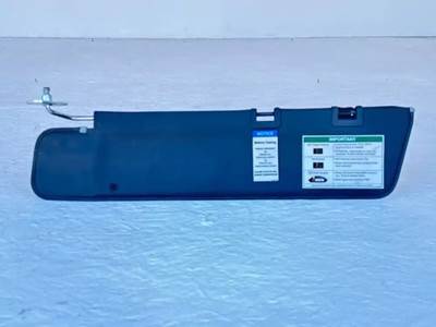 Freightliner Cascadia 125 Sun Visor