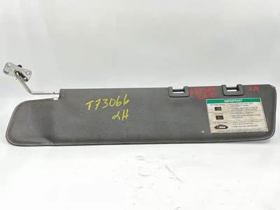 Freightliner Cascadia 125 Sun Visor