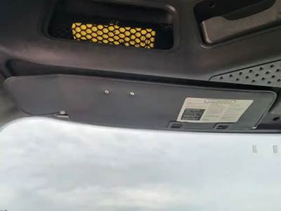 Freightliner Cascadia 125 Sun Visor