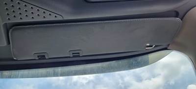Freightliner Cascadia 125 Sun Visor