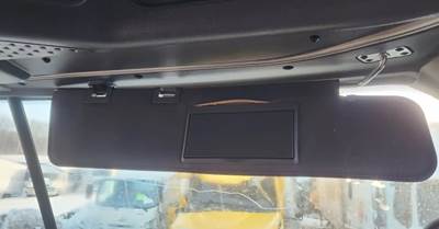 Freightliner Cascadia 125 Sun Visor