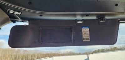 Freightliner Cascadia 125 Sun Visor