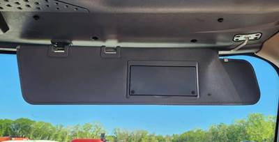 Freightliner Cascadia 125 Sun Visor