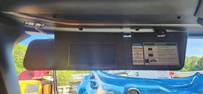 Freightliner Cascadia 126 Sun Visor