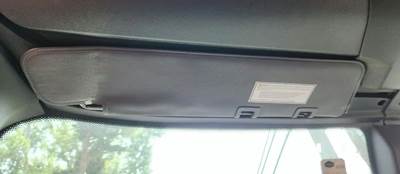 Freightliner Cascadia 126 Sun Visor
