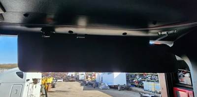 Freightliner Cascadia 126 Sun Visor