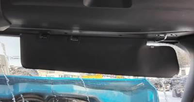 Freightliner Cascadia 126 Sun Visor