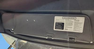 Freightliner Cascadia 126 Sun Visor