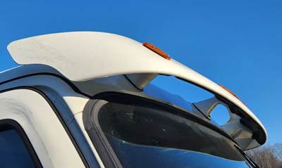 Freightliner Cascadia 126 Sun Visor