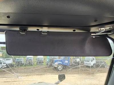 Freightliner Cascadia 126 Sun Visor