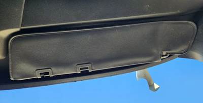 Freightliner Cascadia 126 Sun Visor