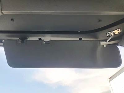 Freightliner Cascadia 126 Sun Visor