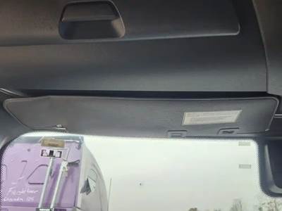 Freightliner Cascadia 126 Sun Visor